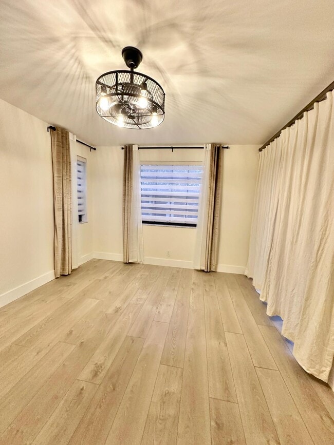 Building Photo - 3000 Norwood Pl