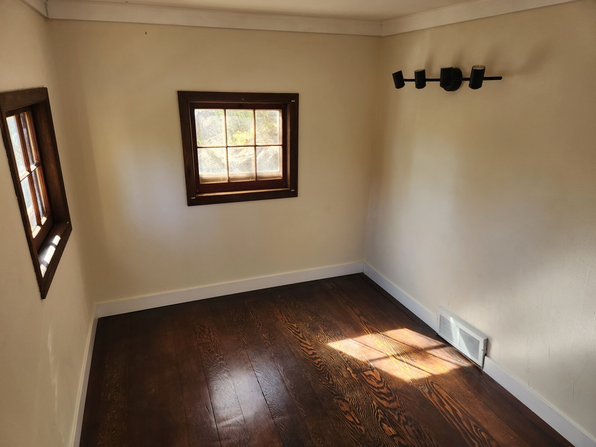 Downstairs Bedroom/Office - 20650 Seminole Rd