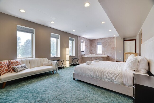 Building Photo - One of a kind Castle on the Hill for Rent! Minimum 1 month lease