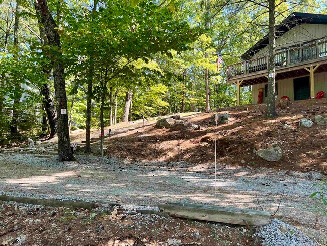 Building Photo - 5 Oak Ridge Rd