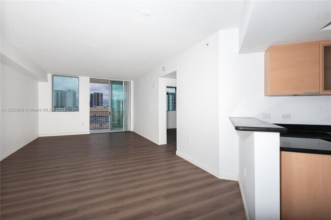 Building Photo - 140 S Dixie Hwy