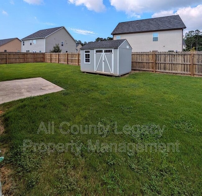 Building Photo - 1313 Brookstone Lake Dr