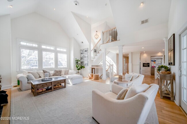 Building Photo - 3 Elizabeth Pl