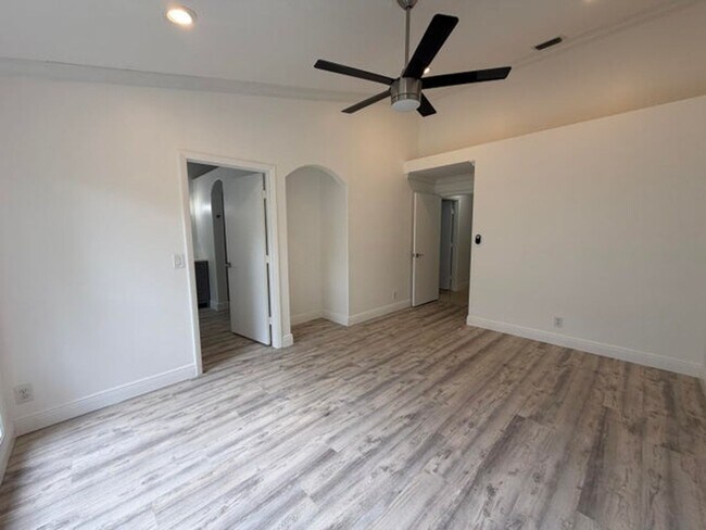 Building Photo - 7657 Sanctuary Dr