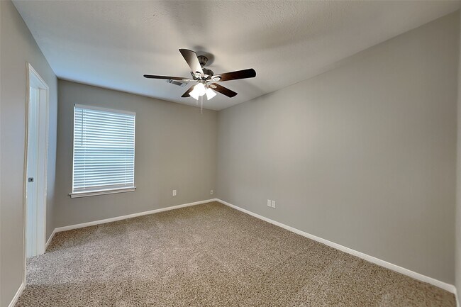 Building Photo - 17326 Masonridge Dr