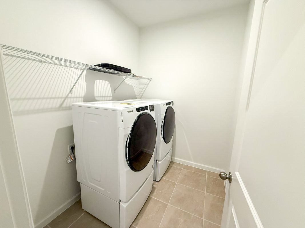 Building Photo - 9066 Beach Tea Wy