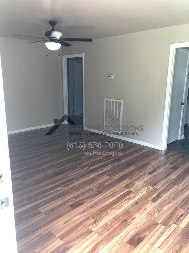 Building Photo - 200 Sharon Cir