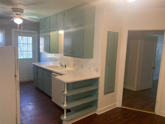 Building Photo - 1412 15th St