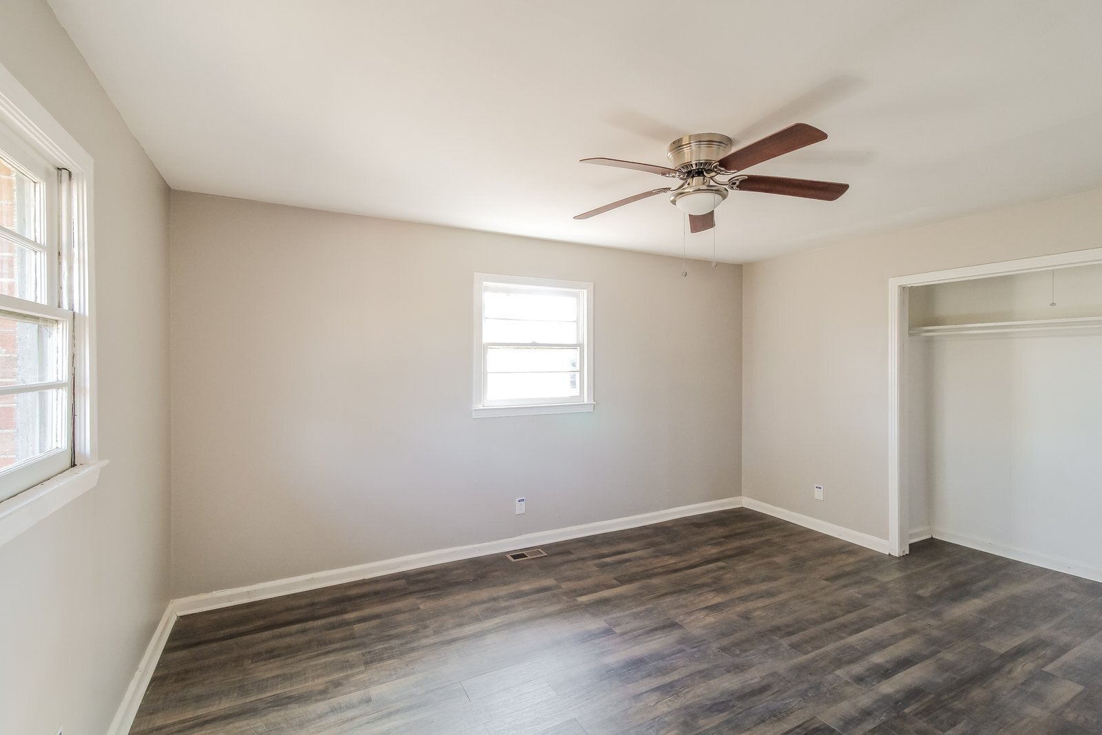 Building Photo - 105 Cumberland Rd