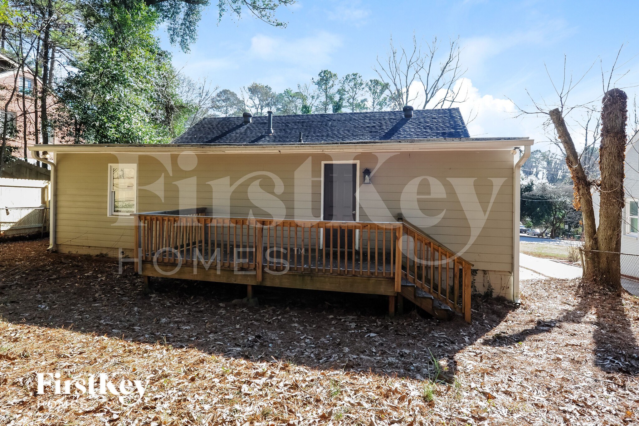 Building Photo - 1954 Wildwood Dr