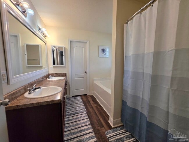 Building Photo - 197 Millet Cir