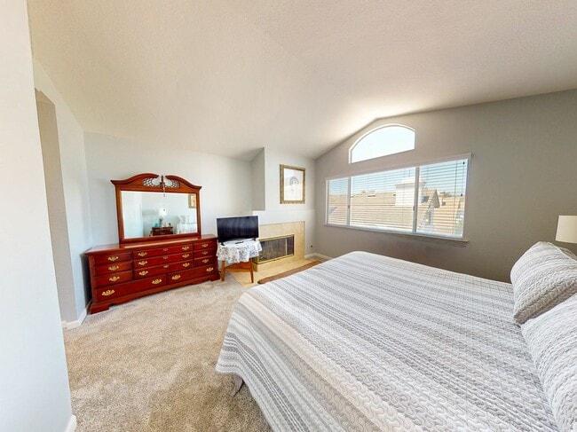 Building Photo - 26140 Workman Pl