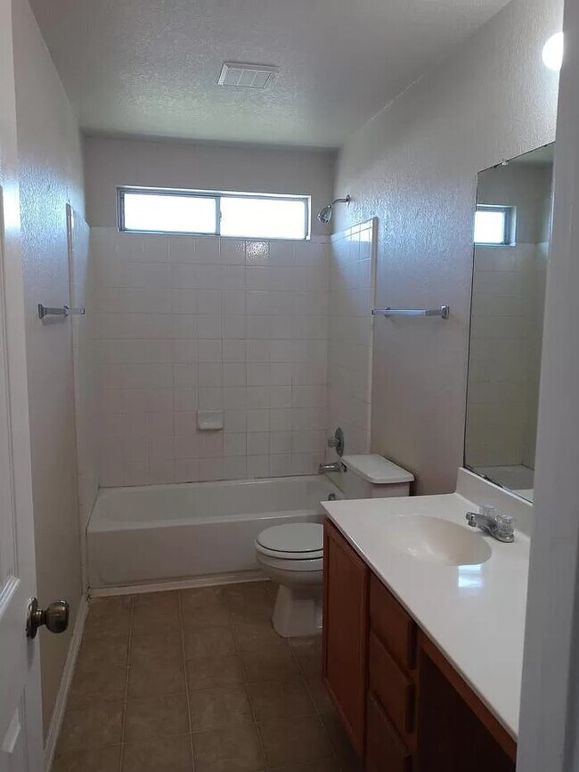 Building Photo - 11231 Sierra Trl