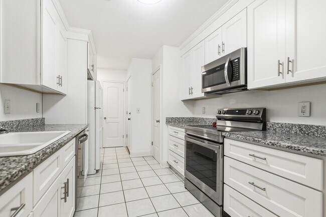 Building Photo - 1174 Village Creek Ln