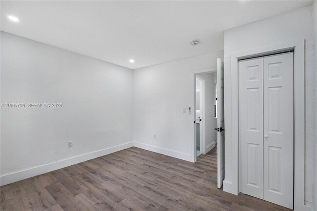 Building Photo - 6905 NW 4th Ct