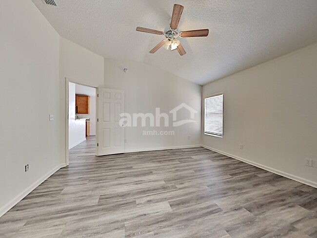 Building Photo - 11413 Riverstone Way