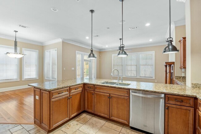 Building Photo - 1842 Ashley Hall Way