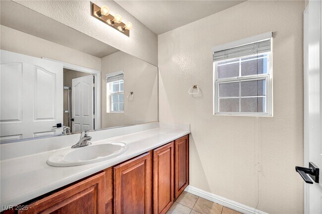 Building Photo - 1057 Appleblossom Time Ave