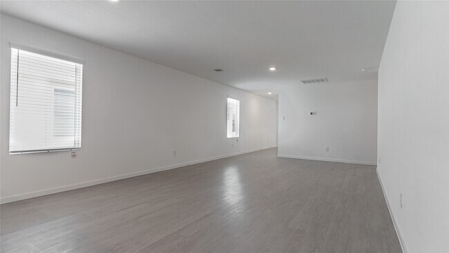Building Photo - 10821 Red Orchid Dr