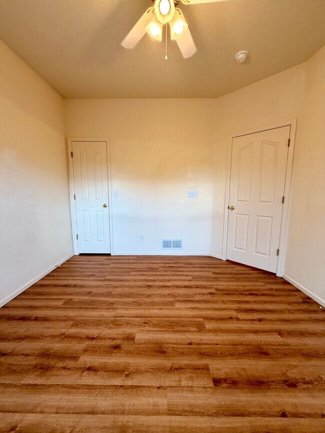 Building Photo - 1766 Preston Dr