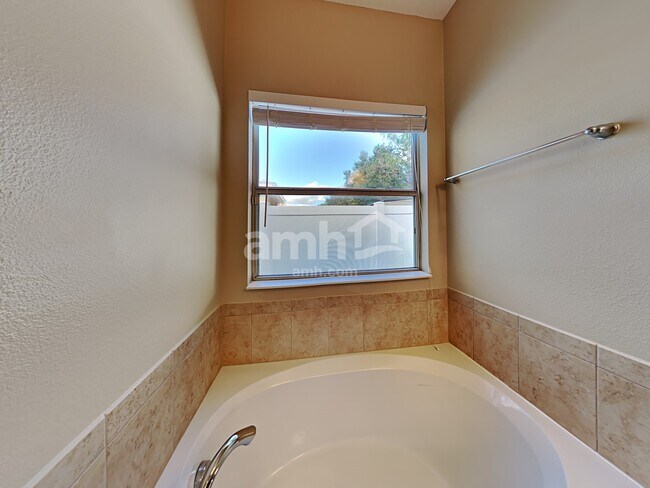 Building Photo - 795 Mosswood Chase