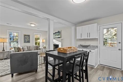 Building Photo - 2507 N Cropper Ct