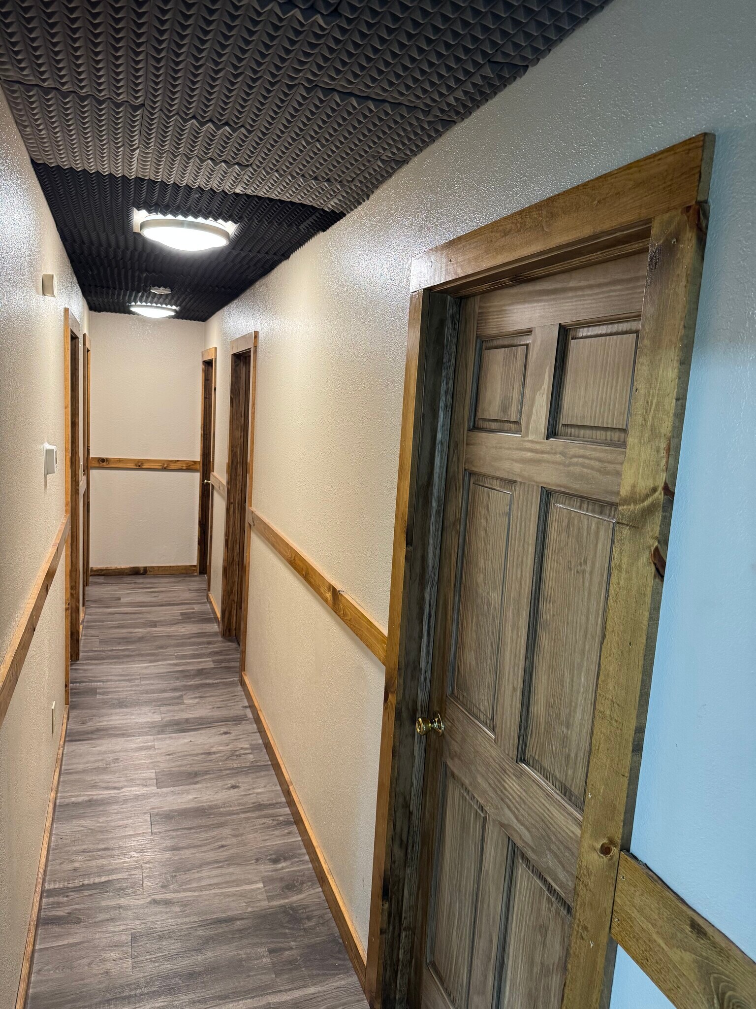 Building Photo - 732 Wisconsin St