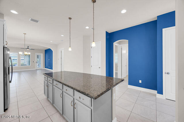 Building Photo - 61 Spindrift Ct