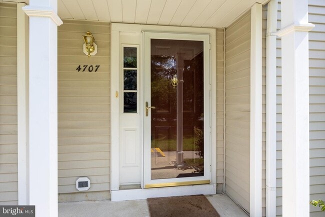 Building Photo - 4707 Aberdeen Ln