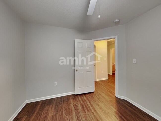 Building Photo - 4003 Semmes Ln