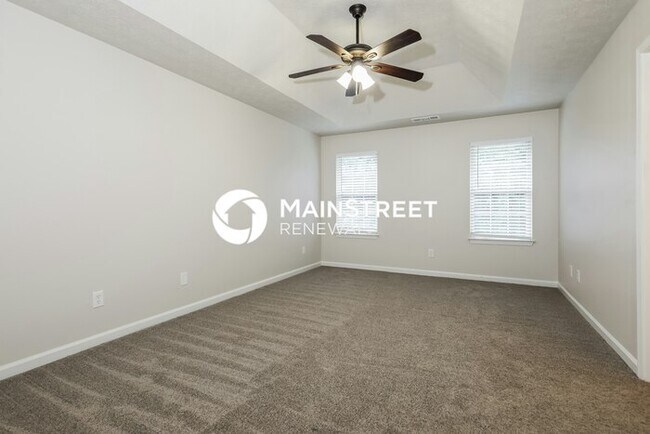 Building Photo - 5 Bedroom Pet-Friendly Home in ELLENWOOD, GA with Main Street Renewal