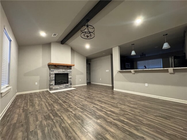Building Photo - 1707 S K Pl
