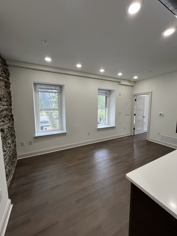 Building Photo - 4351 Pechin St