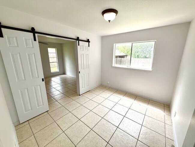 Building Photo - MUST SEE! AVAILABLE NOW! UNIQUE 4 Bedroom/...