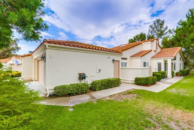 Building Photo - 3 bed, 2 bath Single Family Home in North ...