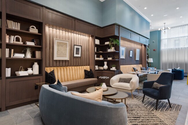 Building Photo - 45 E Chicago Ave