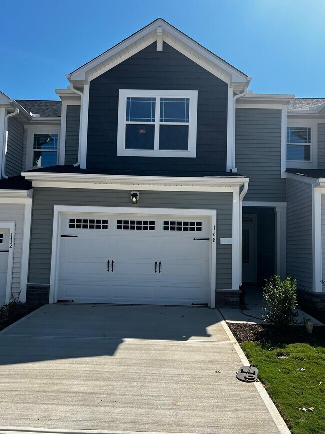 Primary Photo - 168 Kobus Ct