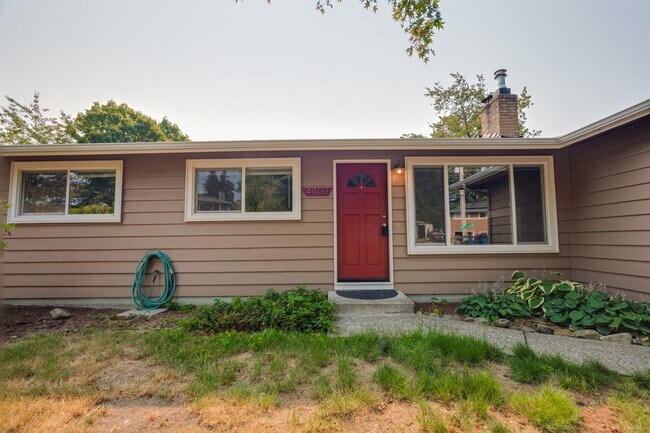 Building Photo - 4409 S 292nd St