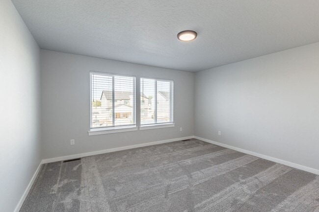 Building Photo - New 4 Bed 2.5 Bath House in Star