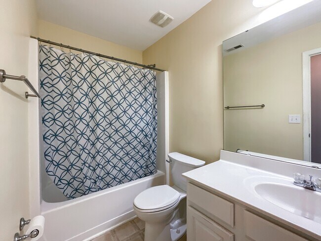 Building Photo - 3021 Gloxinia Rd