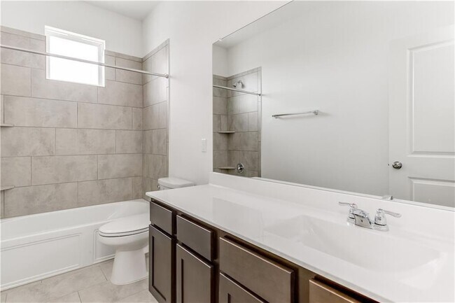 Building Photo - 712 Affazia Ln