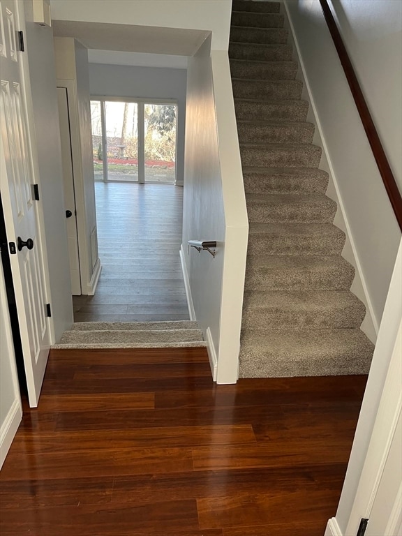 Building Photo - 37 Highwood Dr