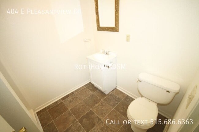 Building Photo - 404 E Pleasant Vw Dr