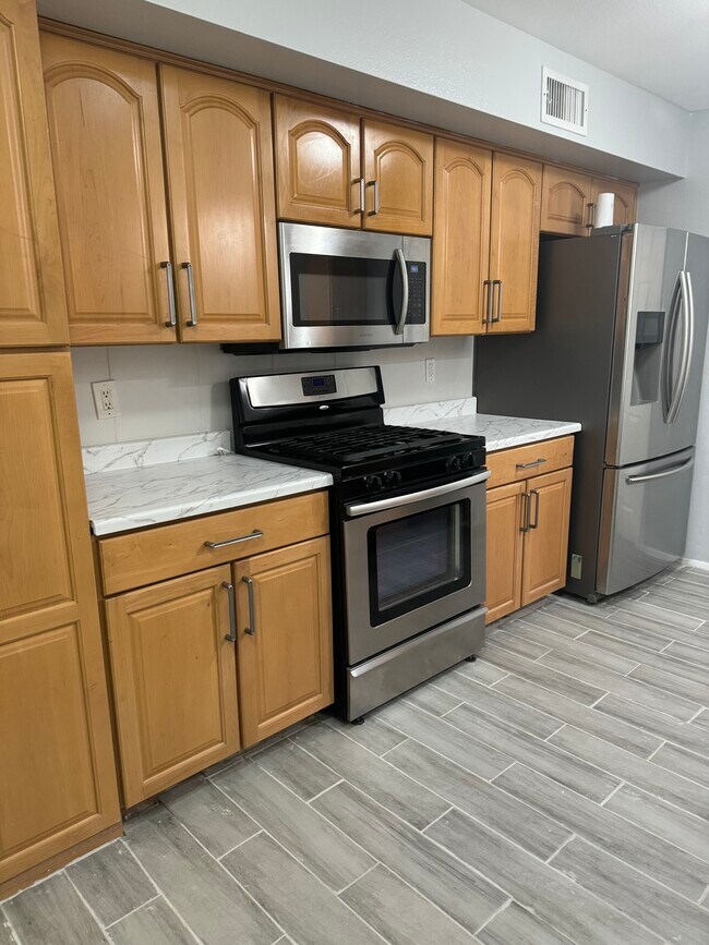 Building Photo - 3744 W Kariba Dr