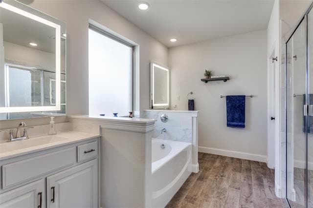 Building Photo - 7132 Aves St