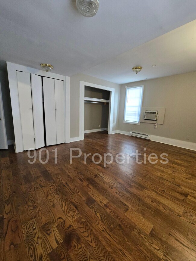 Building Photo - 1252 Harbert Ave