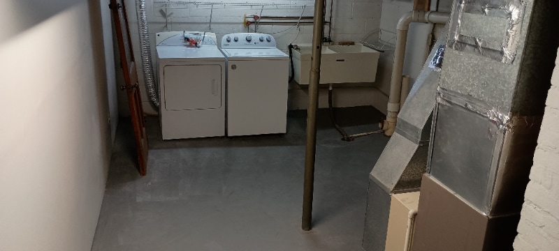 Building Photo - 13920 Old Pleasant Valley Rd