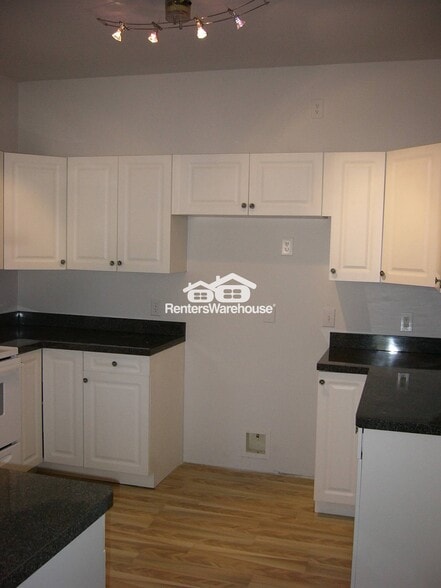 Building Photo - 11080 Kimball Crest Dr