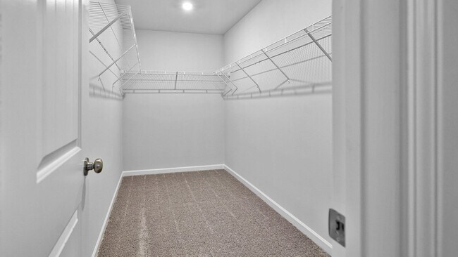 Building Photo - 130 Millbrook Dr