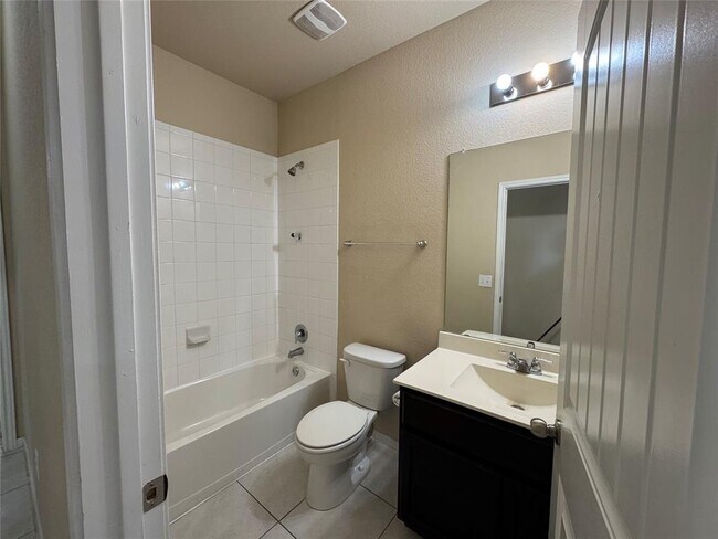 Building Photo - 3108 Armidale Dr